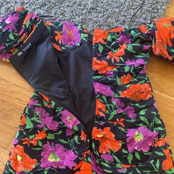 Zara Bloggers Favorite Floral Print Off The Shoulder Puff Sleeve Mini Dress S - Picture 10 of 16